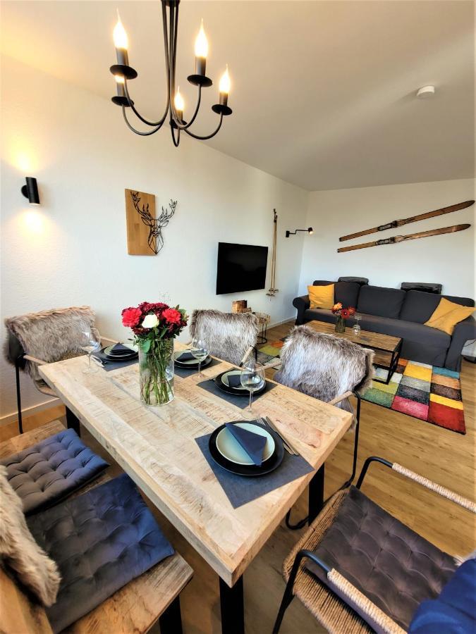 21122 Apartment *